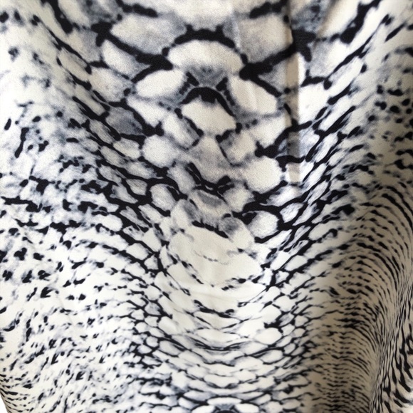 Snake print tank racer back - Picture 6 of 8